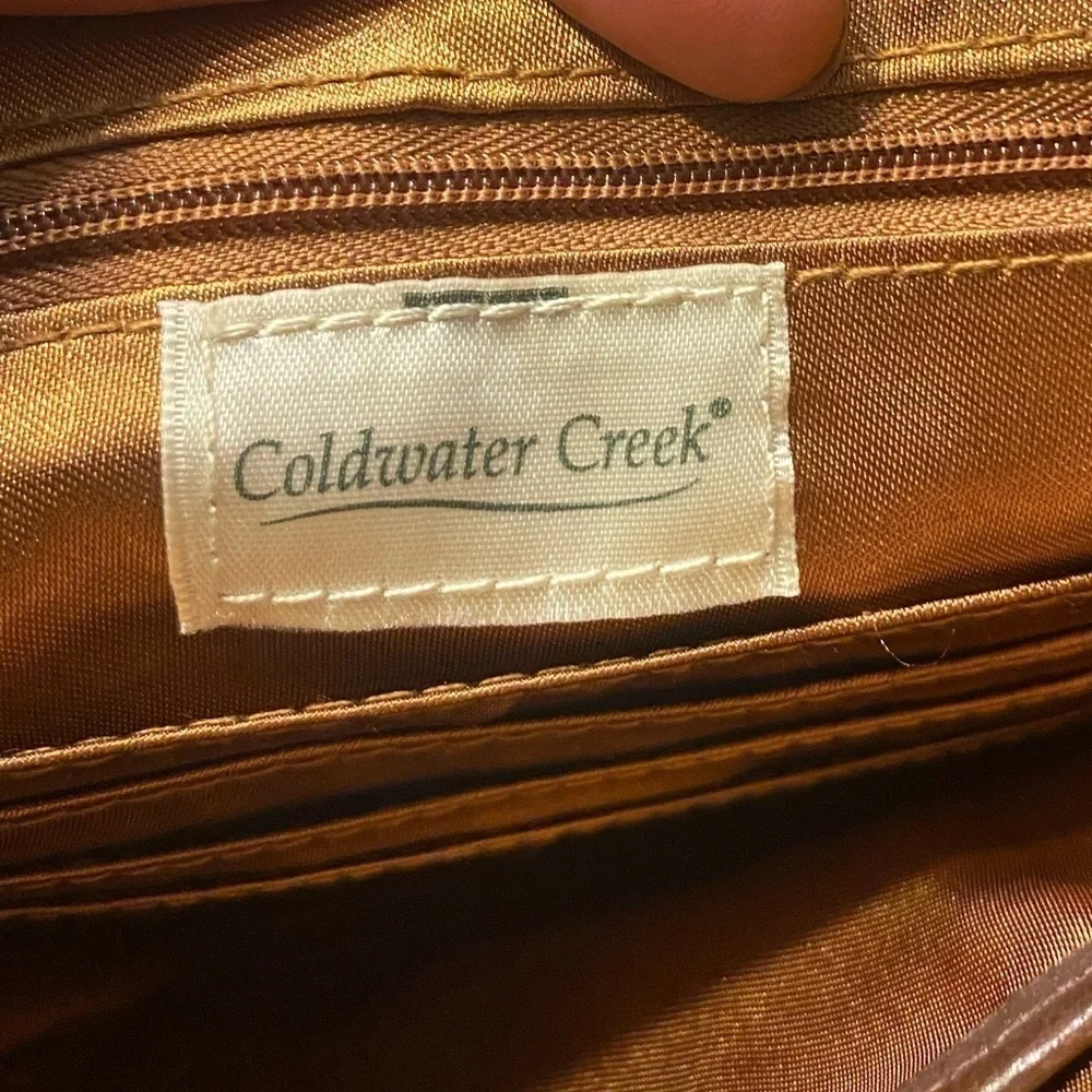Coldwater Creek Small Brown Woven Shoulder Hand Bag Zip Closure Inside Pockets.